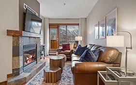 Ridgeview Loft - Top Floor 2 Bed 2 Bath, Amazing Views
